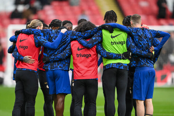 Chelsea players in a team huddle during the pre-game warmup ahead of the Premier League match Sheffield United vs Chelsea at Bramall Lane, Sheffield, United Kingdom, 7th April 202