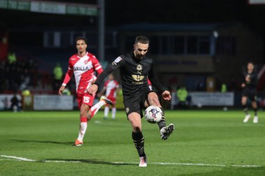 Barnsley 'den Adam Phillips 9 Nisan 202' de İngiltere 'nin Stevenage Stadyumu' nda Stevenage-Barnsley maçında 0-1 berabere kaldı.