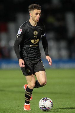 Barnsley takımından Jordan Williams 9 Nisan 202 'de Lamex Stevenage, İngiltere' de Stevenage-Barnsley maçında