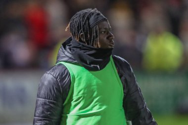 Barnsley 'li Fbio Jal, 9 Nisan 2024' te İngiltere 'nin Stevenage Stevenage Stadyumu' nda oynanan Sky Bet 1 karşılaşmasında ısınıyor.