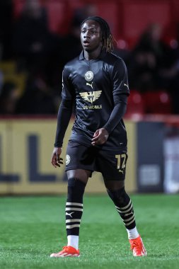 Barnsley takımından Fbio Jal 9 Nisan 2024 'te Lamex Stevenage, İngiltere' de Stevenage ve Barnsley maçında