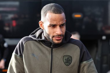 Barnsley 'den Barry Cotter, 9 Nisan 202' de İngiltere 'deki Lamex Stadyumu' nda Stevenage-Barnsley maçı sırasında sahaya çıktı.