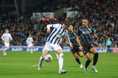 West Bromwich Albion 'dan Tom Fellows, 10 Nisan 202' de İngiltere 'nin başkenti West Bromwich' te oynanan 