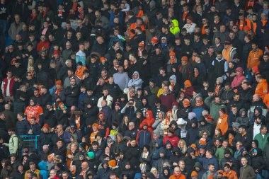 Blackpool taraftarları Sky Bet Ligi 1 karşılaşmasında Carlisle United ile Blackpool arasında Brunton Park, Carlisle, İngiltere, 13 Nisan 202