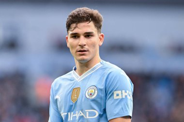 Manchester City 'den Julin Ivarez, Premier League maçı sırasında Manchester City, Manchester Stadyumu' nda Luton Town 'a karşı, 13 Nisan 2024
