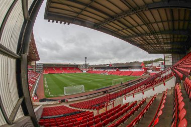 Oakwell 'in Gök Bahis Ligi 1 maçı sırasında Oakwell, Barnsley - Reading maçının genel görünümü, 13 Nisan 202