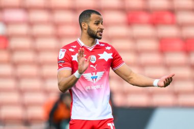 Barnsley 'den Barry Cotter takımına 13 Nisan 202' de Oakwell, Barnsley 'de oynanan Sky Bet 1 maçında talimat verdi.