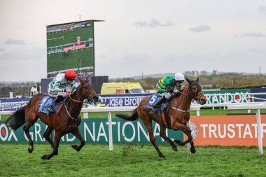 Mark Walsh 'un sürdüğü mistik güç, 12 Nisan 202' de Aintree Yarış Pisti 'nde düzenlenen Randox Grand National 2024 Bayanlar Günü' nde 2: 55 yarışını kazandı.