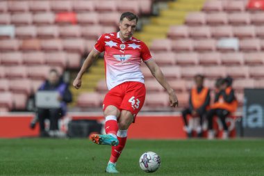 Barnsley 'li Josh Earl, 13 Nisan 202' de Oakwell, Barnsley, İngiltere 'de oynanan 1.