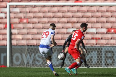 Lewis Wing, Sky Bet Ligi 1 maçında 1-2 berabere kalacak. Barnsley, Oakwell, Barnsley, Birleşik Krallık 'ta 13 Nisan 202' de Reading 'e karşı.