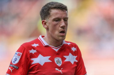 Barnsley 'li Mal de Gevigney Sky Bet 1 maçı sırasında Barnsley, Oakwell, Barnsley, İngiltere' de Reading 'e karşı, 13 Nisan 2024