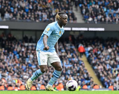 Manchester City 'den Jrmy Doku 13 Nisan 2024 tarihinde Etihad Stadyumu' nda oynanan Premier League maçında
