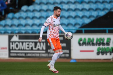 Blackpool 'dan James Husband, 13 Nisan 202' de İngiltere 'nin Carlisle Park kentinde oynanan Sky Bet 1 karşılaşmasında Carlisle United' a karşı Blackpool maçına çıktı.