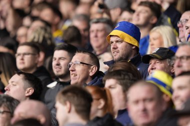 Bir Warrington Wolves taraftarı, 14 Nisan 202 'de St Helens ile Warrington Wolves arasındaki Betfred Challenge Kupası çeyrek final maçını izliyor.