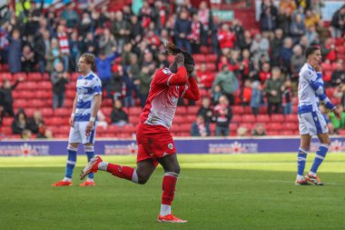 Barnsley 'li Fbio Jal, 13 Nisan 2024' te Oakwell, Barnsley, İngiltere 'de oynanan Sky Bet Lig 1 karşılaşmasında 2-2' lik galibiyetini kutluyor.