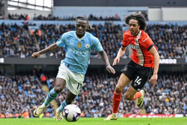 Manchester City 'den Jrmy Doku, 13 Nisan 2024 tarihinde Etihad Stadyumu' nda oynanan Premier League maçında öne geçti.