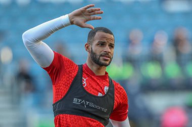 Barnsley 'den Barry Cotter, Sky Bet Ligi 1 maçında Portsmouth Barnsley' e karşı Fratton Park, Portsmouth, Birleşik Krallık 'ta 16 Nisan 202' de oynanan maç öncesi ısınma maçında...