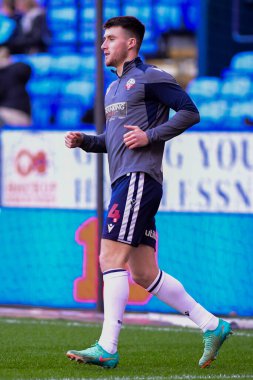 Bolton Wanderers takımından George Thomason, 16 Nisan 202 'de İngiltere' nin Toughsheet Community Stadyumu 'nda oynanan 1.