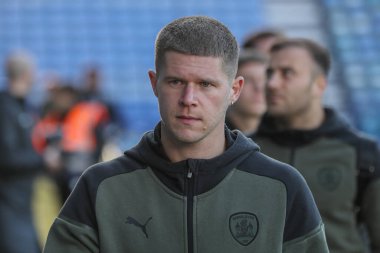 Barnsley 'den Ben Killip, 16 Nisan 202' de Birleşik Krallık 'taki Fratton Park, Portsmouth, İngiltere' de oynanan 1.