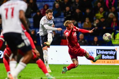 Bolton Wanderers takımından Jack Iredale, 16 Nisan 202 'de Toughsheet Community Stadyumu' nda Bolton Wanderers ve Shrewsbury Town maçında gol attı.