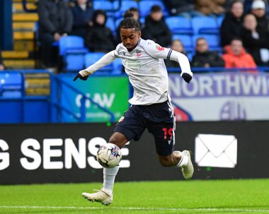 Bolton Wanderers 'dan Paris Maghoma, 16 Nisan 202' de Toughsheet Community Stadyumu 'nda Bolton Wanderers ile Shrewsbury Town arasındaki Sky Bet 1 maçında gol attı.