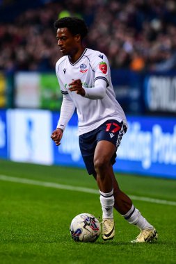 Bolton Wanderers 'dan Nathanael Ogbeta, Gök Bahis Ligi 1 karşılaşmasında Bolton Wanderers, Shrewsbury Town' a karşı Toughsheet Community Stadyumu, Bolton, İngiltere, 16 Nisan 202