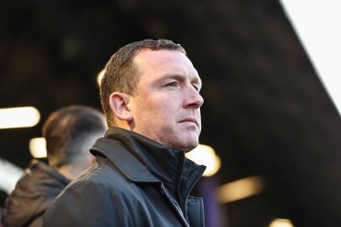 Neill Collins Barnsley teknik direktörü Sky Bet 1 'in önünde Portsmouth' a karşı Barnsley maçı, Fratton Park, Portsmouth, Birleşik Krallık, 16 Nisan 202