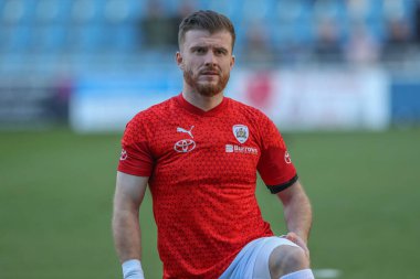 Barnsley 'den Nicky Cadden, Sky Bet Ligi 1 maçında Portsmouth Barnsley' e karşı Fratton Park, Portsmouth, Birleşik Krallık 'ta 16 Nisan 202' de oynanan maç öncesi ısınma maçında