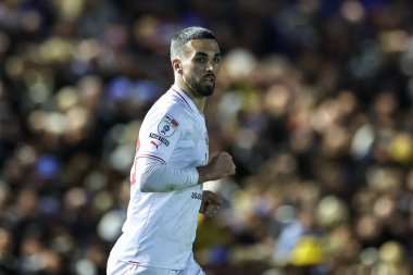 Barnsley 'den Adam Phillips Sky Bet Ligi 1 maçı sırasında Portsmouth Barnsley' e karşı Fratton Park, Portsmouth, İngiltere, 16 Nisan 202