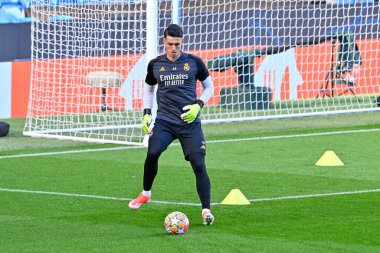 Real Madrid Şampiyonlar Ligi antrenman oturumunda Real Madrid 'den Kepa Arrizabalaga Etihad Stadyumu, Manchester, İngiltere, 16 Nisan 202