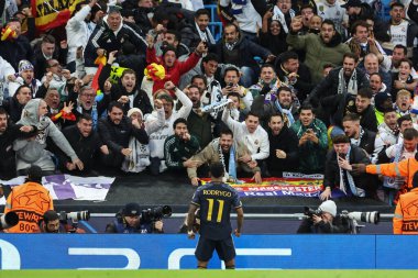 Real Madrid 'li Rodrygo, 17 Nisan 202 tarihinde Etihad Stadyumu' nda oynanan UEFA Şampiyonlar Ligi çeyrek final maçında 0-1 'lik galibiyet golünü kutluyor.