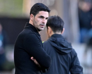 Arsenal 'in Mikel Arteta teknik direktörü, Premier Lig maçı sırasında Wolverhampton Wanderers, Molineux, Wolverhampton, İngiltere' de Arsenal 'e karşı 20 Nisan 202