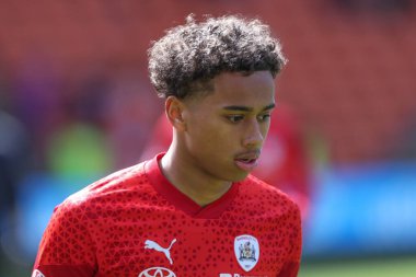 Barnsley 'den Theo Chapman, 20 Nisan 202' de Bloomfield Road, Blackpool 'da oynanan Blackpool-Barnsley maçında maç öncesi ısınma maçında...