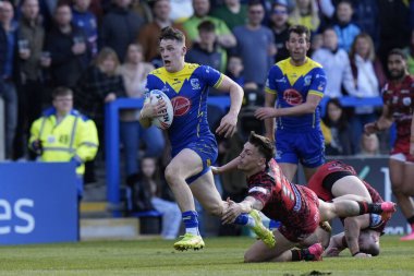 Warrington Wolves 'tan Josh Thewlis, 20 Nisan 202' de Warrington, İngiltere 'deki Halliwell Jones Stadyumu' nda oynanan 8.