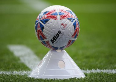 Maç günü top saha kenarı, 21 Nisan 202 tarihinde Londra, Wembley Stadyumu 'nda Coventry City ile Manchester United arasında oynanan FA Cup yarı final maçı sırasında