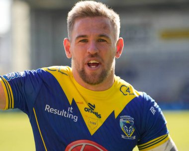 Warrington Wolves takımından Matt Dufty 20 Nisan 202 'de Warrington Wolves' a karşı Leigh Stadyumu 'nda oynanan 8.