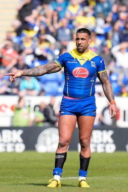 Warrington Wolves 'tan Paul Vaughan, 20 Nisan 202' de Warrington, İngiltere 'deki Halliwell Jones Stadyumu' nda oynanan 8.