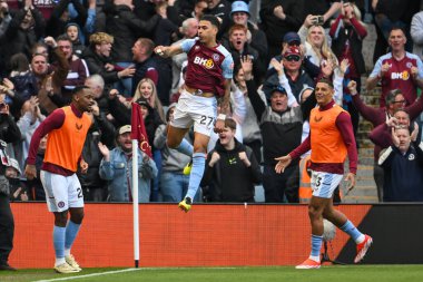 Aston Villa 'dan Morgan Rogers, 21 Nisan 202' de Birmingham, Birmingham 'da oynanan Premier League maçında Aston Villa-Bournemouth maçında 1-1' lik galibiyetini kutluyor.
