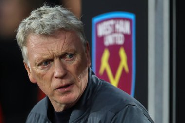 UEFA Avrupa Ligi çeyrek final maçında David Moyes teknik direktörü West Ham United, Bayer 04 Leverkusen 'e karşı Londra Stadyumu, Londra, İngiltere, 18 Nisan 202