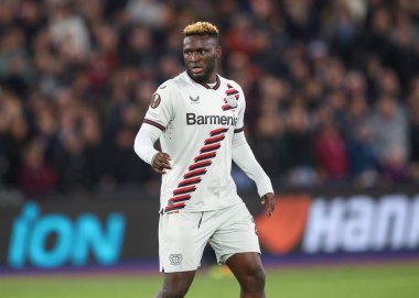 Bayer Leverkusen 'den Victor Boniface, UEFA Avrupa Ligi çeyrek final maçında West Ham United, Bayer 04 Leverkusen' e karşı Londra Stadyumu, Londra, İngiltere, 18 Nisan 202