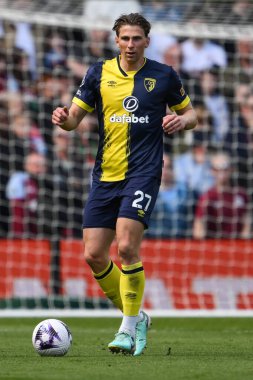 Bournemouth takımından Illya Zabarnyi, 21 Nisan 202 'de Birmingham, Villa Park' ta oynanan Premier League maçında Aston Villa ile Bournemouth karşılaşacak.