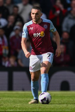 Aston Villa takımından John McGinn 21 Nisan 202 'de Birmingham, Villa Park' ta oynanan Premier League maçında Aston Villa, Bournemouth 'a karşı.