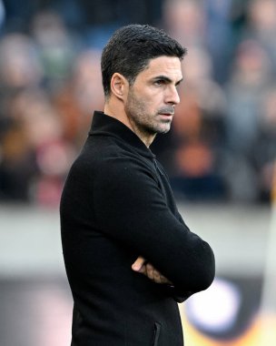 Arsenal 'in Mikel Arteta teknik direktörü, Premier Lig maçı sırasında Wolverhampton Wanderers, Molineux, Wolverhampton, İngiltere' de Arsenal 'e karşı 20 Nisan 202