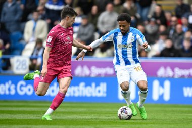 Huddersfield Kasabası, Swansea şehrine karşı.