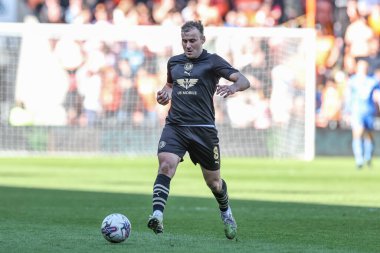 Barnsley takımından Herbie Kane, 20 Nisan 202 'de Bloomfield Road, Blackpool' da oynanan Blackpool-Barnsley maçında topu aldı.