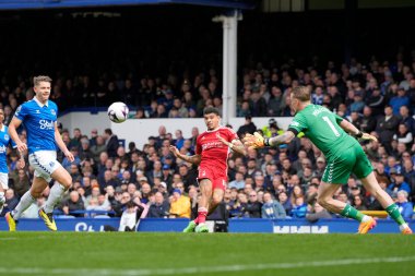 Nottingham Ormanı 'ndan Morgan Gibbs-White, Premier League maçı sırasında Goodison Park, Liverpool, İngiltere' de oynanan Everton - Nottingham Forest maçında gol attı.