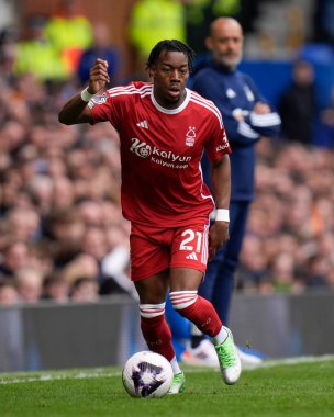 Nottingham Ormanı 'ndan Anthony Elanga Premier League maçı sırasında Goodison Park, Liverpool, İngiltere' de Everton-Nottingham Forest maçında 21 Nisan 202