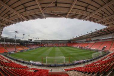 Bloomfield Road, 20 Nisan 202 'de Bloomfield Road, Blackpool' da oynanan Blackpool-Barnsley maçı sırasında Bloomfield Road 'un genel görünümü