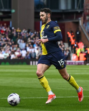 Bournemouth takımından Adam Smith, 21 Nisan 202 'de Birmingham, Villa Park' ta oynanan Premier League maçında Aston Villa Bournemouth 'a karşı.