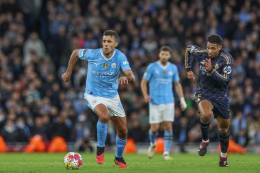 Manchester City 'den Rodri, 17 Nisan 202 tarihinde Etihad Stadyumu' nda oynanan UEFA Şampiyonlar Ligi çeyrek final maçında Real Madrid maçında Real Madrid 'in Real Madrid' e karşı Real Madrid 'den Real Madrid' den Real Madrid 'li Jude Bellingham' in attığı topla son buluyor.